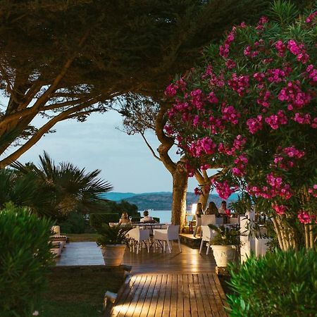 Unahotels Club Hotel Ancora Stintino Exterior photo
